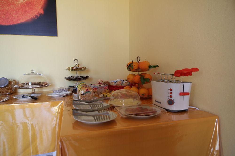 Couette-café Kosmos Syracuse