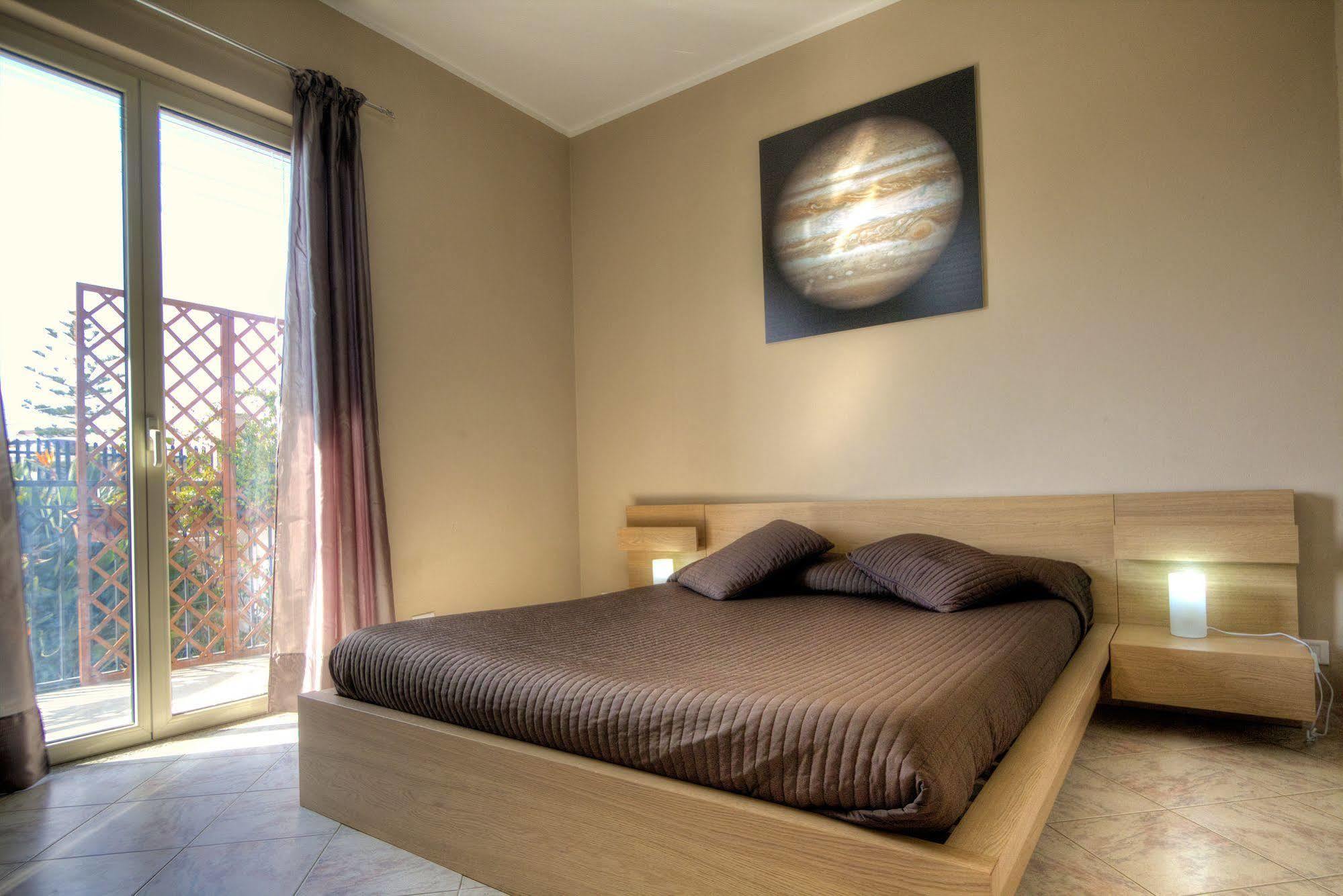 Kosmos Syracuse